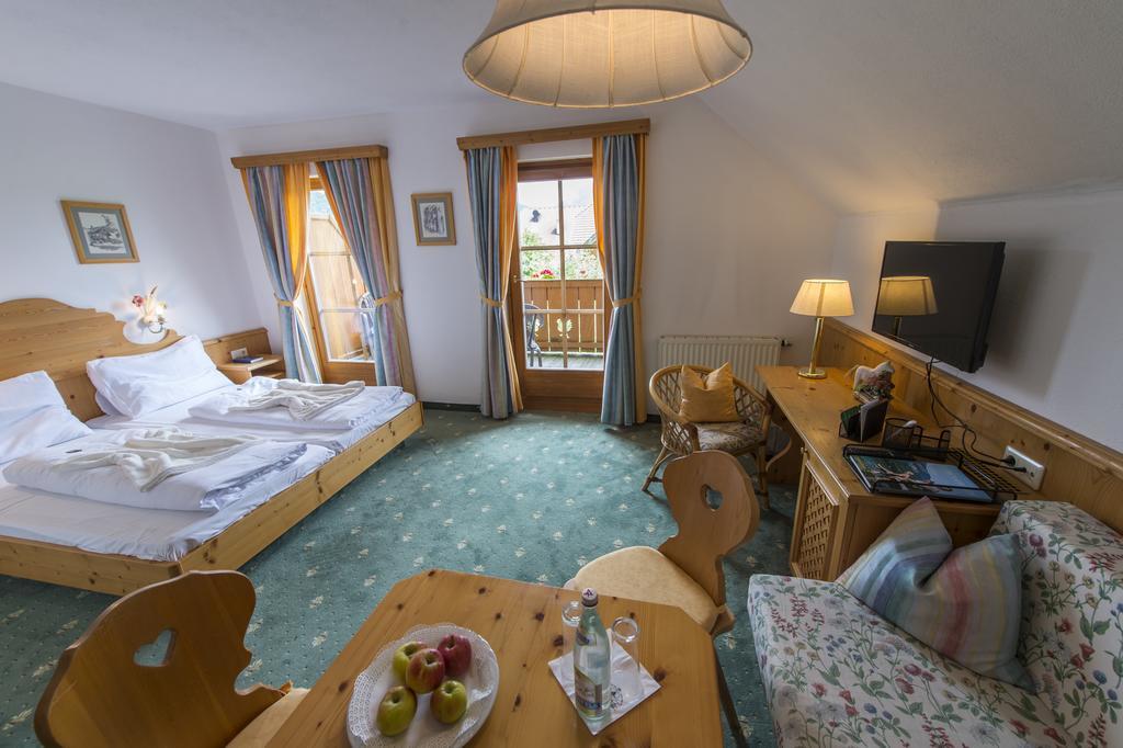 Gutshof Wolfgangsee Resort & Event Hotel Штробль Экстерьер фото
