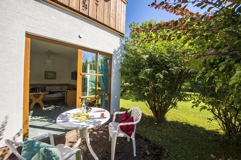 Gutshof Wolfgangsee Resort & Event Hotel Штробль Экстерьер фото