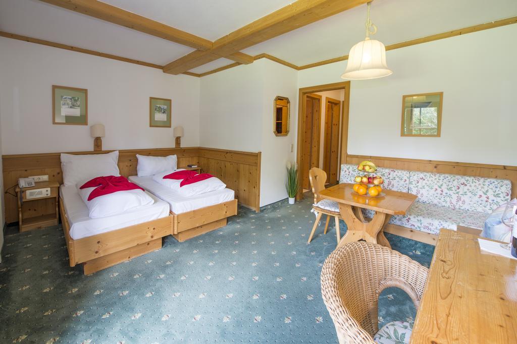 Gutshof Wolfgangsee Resort & Event Hotel Штробль Экстерьер фото